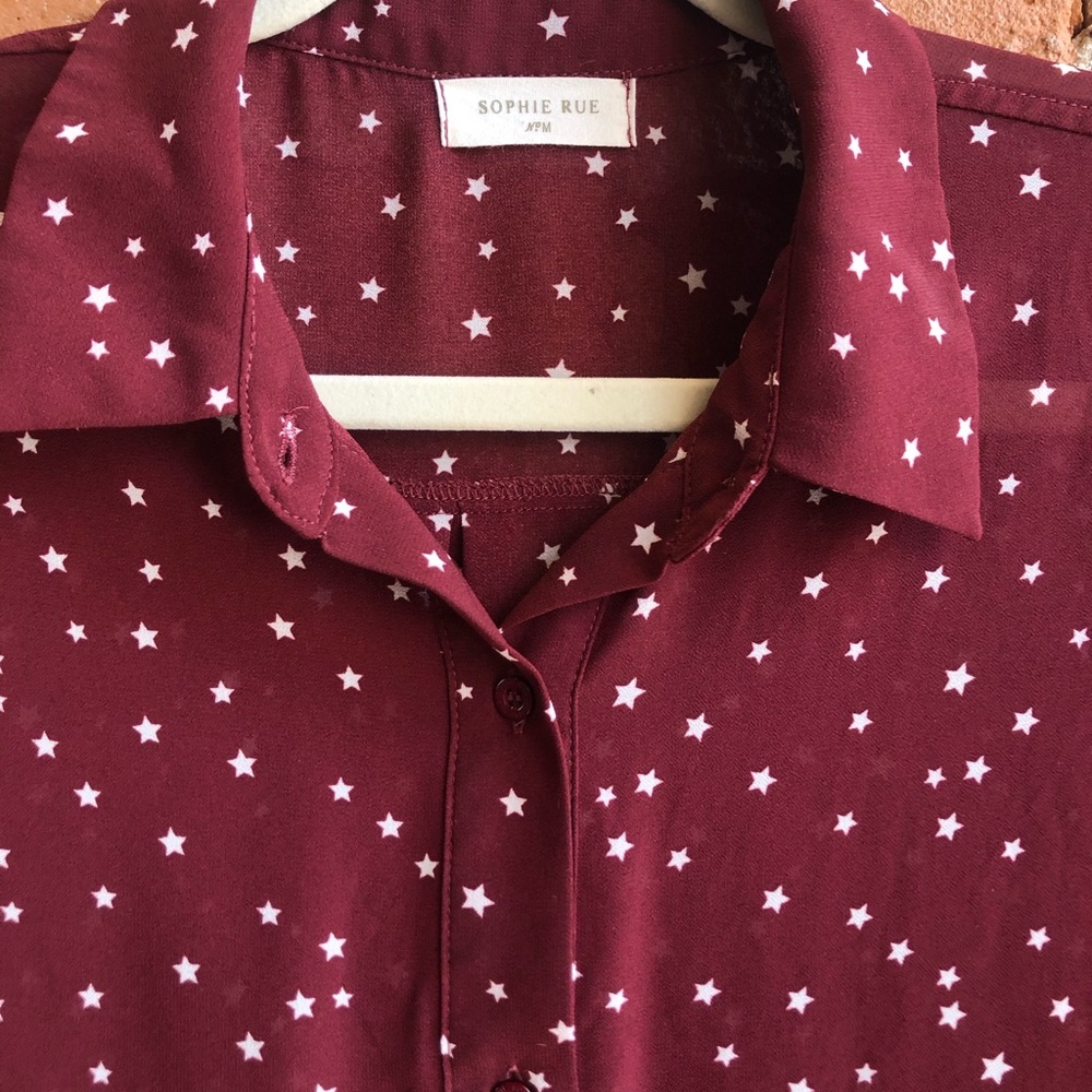 Star print button down blouse - Picture 2 of 3